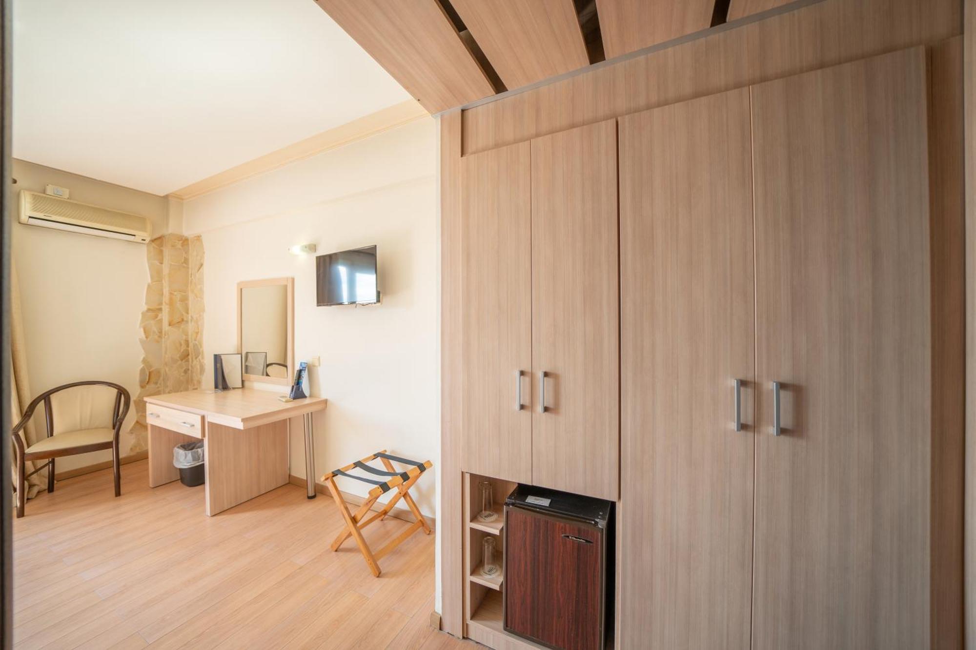 Tselikas Hotel Козані Номер фото