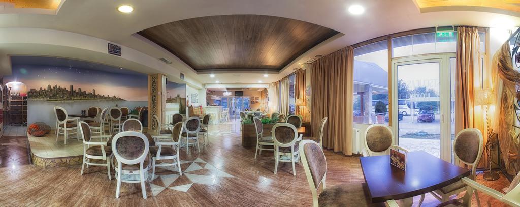 Tselikas Hotel Козані Екстер'єр фото