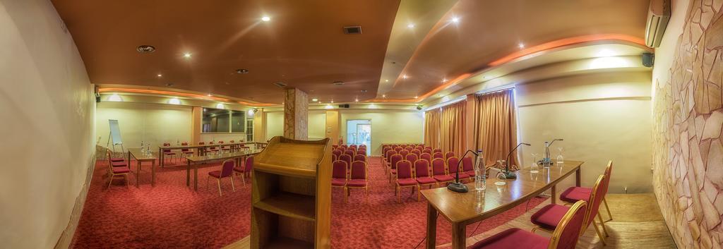 Tselikas Hotel Козані Екстер'єр фото